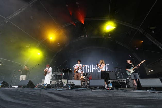 17 07 26 TRUTHPASTE (BAND) AT SOMERSET HOUSE SUMMER SERIES 2026 AT The Edmond J. Safra Fountain Court LONDON UK LONDON UK 17 07 26 TRUTHPASTE (BAND) AT SOMERSET HOUSE SUMMER SERIES 2026 AT The Edmond J. Safra Fountain Court LONDON UK, Credit:Roger Alarcon Avalon United Kingdom, London  Copyright: xRogerxAlarconx xAvalonx 1117108308