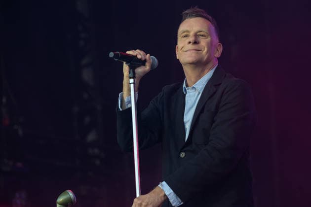 Deacon Blue performs at The Castle Concerts in Edinburgh, UK - 17 Jul 2026 Ricky Ross of the Scottish band Deacon Blue performs live on stage at The Castle Concerts, Edinburgh Castle. Edinburgh United Kingdom Copyright: xStuartxWestwoodx xSOPAxImagesx SWESTWOOD03