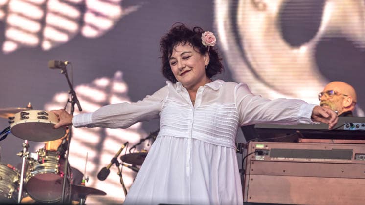Deacon Blue performs at The Castle Concerts in Edinburgh, UK - 17 Jul 2026 Lorraine McIntosh of the Scottish band Deacon Blue performs live on stage at The Castle Concerts, Edinburgh Castle. Edinburgh United Kingdom Copyright: xStuartxWestwoodx xSOPAxImagesx SWESTWOOD16