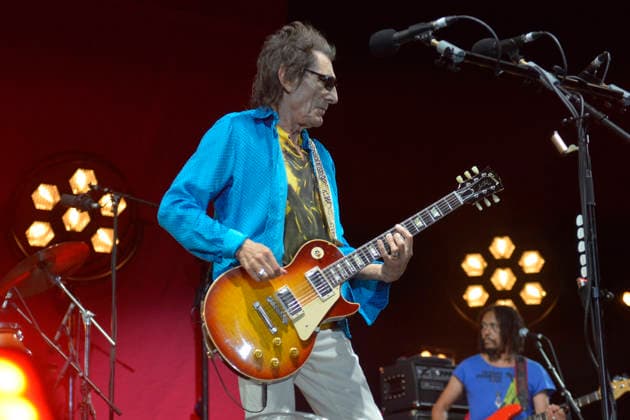IPA86773688 - Lucca, July 17, 2026 The Lucca Summer Festival in Piazza Napoleone is hosting a concert by a former Rolling Stones rocker Ronnie Wood, who, despite his age, remains as rock n roll as ever. In the photo: Ronnie Wood on stage at the Summer Festival.  Copyright: xRobertoCappellox xRobertoxCappellox 86773688