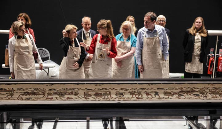 The Bayeux tapestry 17.07.2026. The Bayeux tapestry is laid flat and gently uncovered by French and British conservators behind the 70 meter long glass case that it will be displayed in at The British Museum.  Copyright: xRichardxPohlex NINTCHDBPICT001095917235