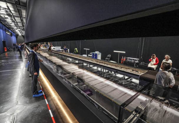 The Bayeux tapestry 17.07.2026. The Bayeux tapestry is laid flat and gently uncovered by French and British conservators behind the 70 meter long glass case that it will be displayed in at The British Museum.  Copyright: xRichardxPohlex NINTCHDBPICT001095943418