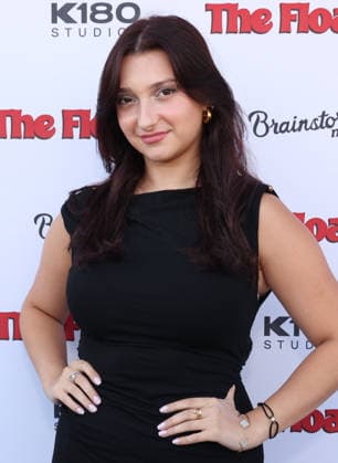 Inside arrivals for the Los Angeles premiere of The Floaters at Laemmle Royal Featuring: Jillian Jordan Where: Los Angeles, California, United States When: 17 Jul 2026 Credit: Faye s Vision Cover Images EDITORIAL USE ONLY. NOT FOR USE BY NEWSPAPERS BASED IN THE UK. Copyright: xx coverimg55860514