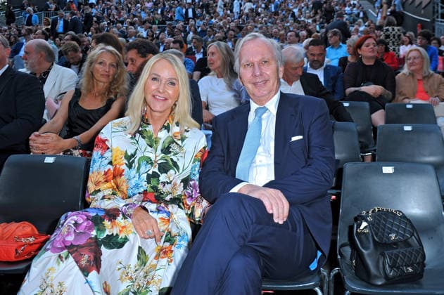 NIBELUNGEN FESTSPIELE. Reinhard Walter und Kristina Bach anläßlich der Premiere des Stückes Die Hunnenkönigin im Rahmen der Nibelungen Festspiele am 17.07.2026 vor dem Kaiserdom Worms. 20260717MWI114031 *** NIBELUNGEN FESTIVAL Reinhard Walter and Kristina Bach on the occasion of the premiere of the play *The Queen of the Huns* as part of the Nibelungen Festival on July 17, 2026, in front of the Imperial Cathedral in Worms 20260717MWI114031