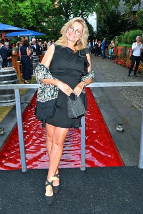 NIBELUNGEN FESTSPIELE. Maren Gilzer anläßlich der Premiere des Stückes Die Hunnenkönigin im Rahmen der Nibelungen Festspiele am 17.07.2026 vor dem Kaiserdom Worms. 20260717MWI113924 *** NIBELUNGEN FESTIVAL Maren Gilzer at the premiere of the play *The Queen of the Huns* as part of the Nibelungen Festival on July 17, 2026, in front of the Imperial Cathedral in Worms 20260717MWI113924