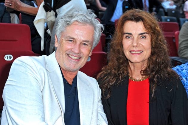 NIBELUNGEN FESTSPIELE. Timothy Peach und Nicola Tiggeler anläßlich der Premiere des Stückes Die Hunnenkönigin im Rahmen der Nibelungen Festspiele am 17.07.2026 vor dem Kaiserdom Worms. 20260717MWI114019 *** NIBELUNGEN FESTIVAL Timothy Peach and Nicola Tiggeler on the occasion of the premiere of the play *The Queen of the Huns* as part of the Nibelungen Festival on July 17, 2026, in front of the Imperial Cathedral in Worms 20260717MWI114019