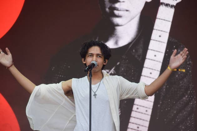 July 18, 2026, London, England, United Kingdom: Singer JUSTIN LEE SCHULTZ performs at the Nelson Mandela Day celebration in Trafalgar Square, honouring the life and legacy of Nelson Mandela. This year also marks the 30th anniversary of the South African Constitution. London United Kingdom - ZUMAv130 20260718_zip_v130_047 Copyright: xVukxValcicx