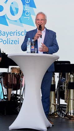 Joachim Herrmann, Bayerischen Staatsminister Des Innern, fuer Sport und Intigraton Muenchen 18.07.2026 Wittelsbacherplatz 80 Jahre Bayerische Polizei: Jubilaeum Foto Muenchen *** Joachim Herrmann, Bavarian Minister of the Interior, Sports, and Integration, Munich, July 18, 2026, Wittelsbacherplatz, 80th Anniversary of the Bavarian Police, Photo: Munich