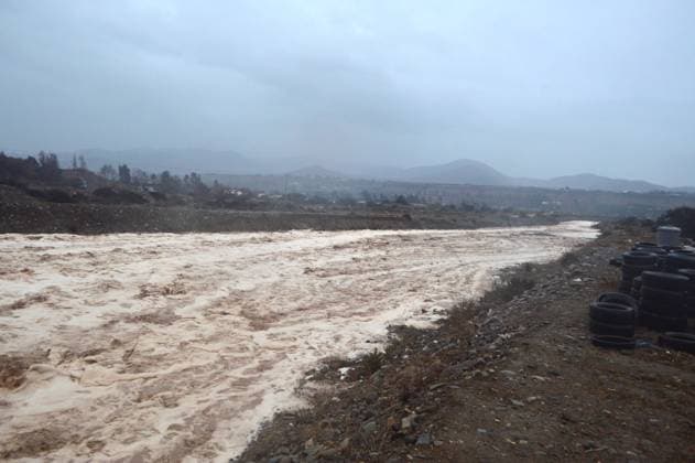 Coquimbo, July 18, 2026 Due to heavy rainfall affecting the area, most of the streams have burst their banks, as in the case of the Islon Stream, which cut off the road, leaving towns in the Alejandro Pizarro sector isolated. Aton, Chile, CHILE Aton 1173587  Copyright: AlejandroxPizarro AtonxChile