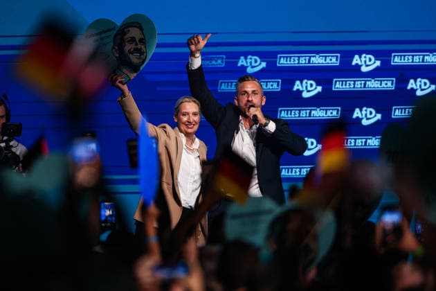 Alice Elisabeth Weidel (AfD) und Ulrich Siegmund (AfD, Sachsen-Anhalt) - Wahlkampfauftaktveranstaltung der AfD Sachsen-Anhalt in der Messe Magdeburg am Sonnabend, den 18. Juli 2026 in Magdeburg. *** Alice Elisabeth Weidel (AfD) and Ulrich Siegmund (AfD), Saxony-Anhalt: Kickoff event for the AfD Saxony-Anhalt election campaign at the Magdeburg Exhibition Center on Saturday, July 18, 2026, in Magdeburg