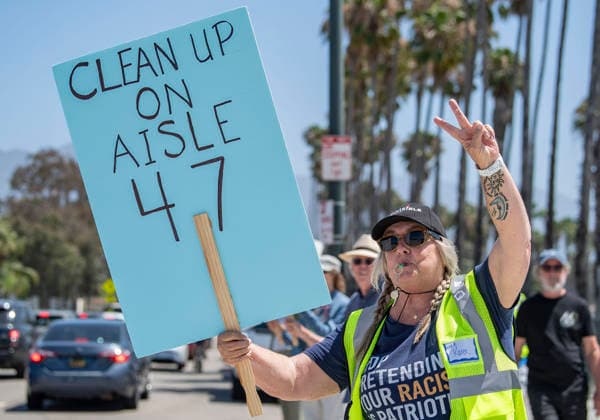July 18, 2026, Santa Barbara, California, USA: People line the beach-side sidewalk of Cabrillo Boulevard at A Good Trouble Lives On rally to defend voting rights and to honor the legacy of the late civil rights leader and Congressman John Lewis. Santa Barbara USA  - ZUMAh13_ 20260718_zaf_h13_001 Copyright: xPJxHellerx
