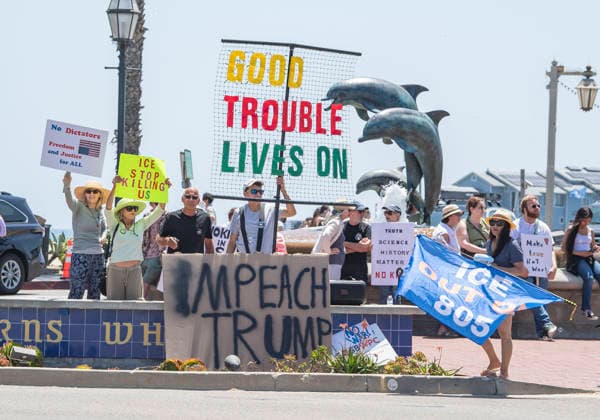 July 18, 2026, Santa Barbara, California, USA: People line the beach-side sidewalk of Cabrillo Boulevard at A Good Trouble Lives On rally to defend voting rights and to honor the legacy of the late civil rights leader and Congressman John Lewis. Santa Barbara USA  - ZUMAh13_ 20260718_zaf_h13_007 Copyright: xPJxHellerx