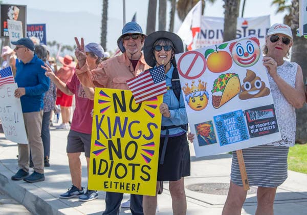 July 18, 2026, Santa Barbara, California, USA: People line the beach-side sidewalk of Cabrillo Boulevard at A Good Trouble Lives On rally to defend voting rights and to honor the legacy of the late civil rights leader and Congressman John Lewis. Santa Barbara USA  - ZUMAh13_ 20260718_zaf_h13_010 Copyright: xPJxHellerx