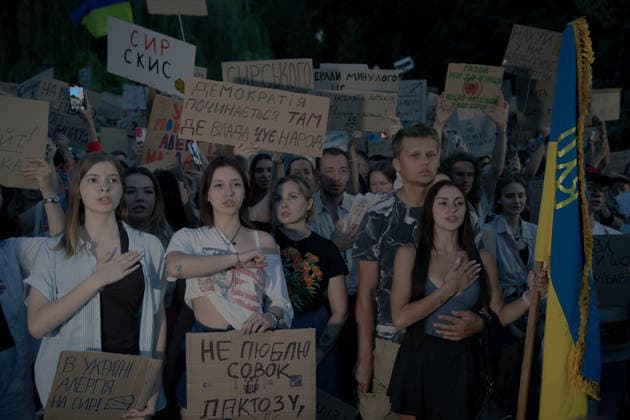 Protesters gather in Kyiv for a third consecutive day to denounce the dismissal of Ukrainian Defence Minister Fedorov. - 18 07 2026 - Ukraine Kyiv Oblast Kyiv () -  LouisxLemaire-Sicrex xLexPictorium LePictorium_0339223