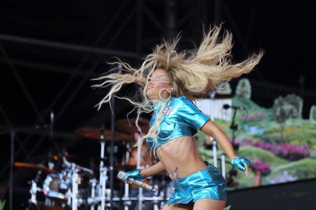 Zara Larsson beim Lollapalooza Festival im Olympiapark in Berlin, 18. Juli 2026. Lollapalooza Berlin 2026 *** Zara Larsson at the Lollapalooza Festival in Berlin s Olympic Park, July 18, 2026 Lollapalooza Berlin 2026