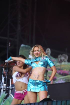 Zara Larsson beim Lollapalooza Festival im Olympiapark in Berlin, 18. Juli 2026. Lollapalooza Berlin 2026 *** Zara Larsson at the Lollapalooza Festival in Berlin s Olympic Park, July 18, 2026 Lollapalooza Berlin 2026