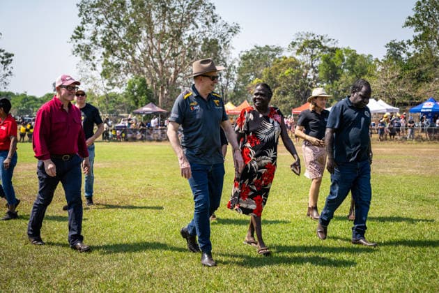ANTHONY ALBANESE TIWI ISLANDS VISIT, Australian Prime Minister Anthony Albanese walks onto the field at Stanley Tipiloura Oval on Bathurst Island, Northern Territory, Sunday, July 19, 2026. ( NO ARCHIVING BATHURST ISLAND NORTHERN TERRITORY AUSTRALIA  Copyright: xPATCHxCLAPPx 20260719158061215812