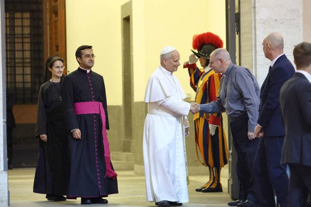ITALY - POPE LEO XIV ATTENDS A CONCERT IN THE APOSTOLIC PALACE AT THE SUMMER PAPAL RESIDENCE IN CASTEL GANDOLFO - 2026 7 18 Italy, Castel Gandolfo, Vatican, 2026 7 18.Pope Leo XIV attend a concert in the Apostolic Palace at the summer papal residence in Castel Gandolfo EDITORIAL USE ONLY - NO BOOKS Copyright: xGgalazkax
