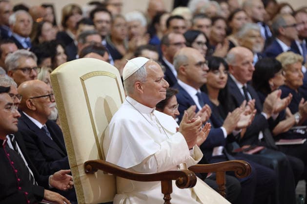ITALY - POPE LEO XIV ATTENDS A CONCERT IN THE APOSTOLIC PALACE AT THE SUMMER PAPAL RESIDENCE IN CASTEL GANDOLFO - 2026 7 18 Italy, Castel Gandolfo, Vatican, 2026 7 18.Pope Leo XIV attend a concert in the Apostolic Palace at the summer papal residence in Castel Gandolfo EDITORIAL USE ONLY - NO BOOKS Copyright: xGgalazkax