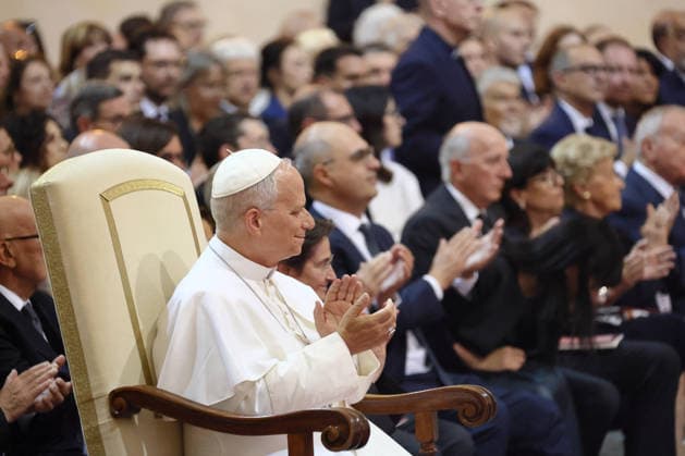 ITALY - POPE LEO XIV ATTENDS A CONCERT IN THE APOSTOLIC PALACE AT THE SUMMER PAPAL RESIDENCE IN CASTEL GANDOLFO - 2026 7 18 Italy, Castel Gandolfo, Vatican, 2026 7 18.Pope Leo XIV attend a concert in the Apostolic Palace at the summer papal residence in Castel Gandolfo EDITORIAL USE ONLY - NO BOOKS Copyright: xGgalazkax