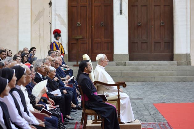 ITALY - POPE LEO XIV ATTENDS A CONCERT IN THE APOSTOLIC PALACE AT THE SUMMER PAPAL RESIDENCE IN CASTEL GANDOLFO - 2026 7 18 Italy, Castel Gandolfo, Vatican, 2026 7 18.Pope Leo XIV attend a concert in the Apostolic Palace at the summer papal residence in Castel Gandolfo EDITORIAL USE ONLY - NO BOOKS Copyright: xGgalazkax