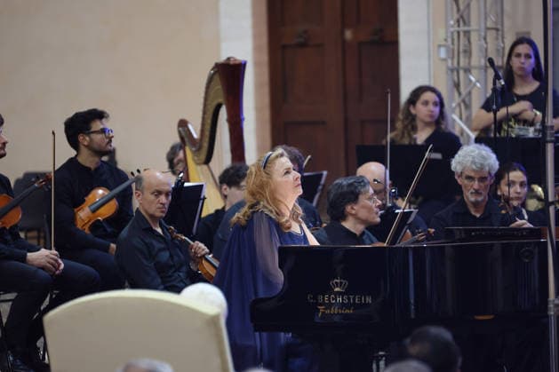 ITALY - POPE LEO XIV ATTENDS A CONCERT IN THE APOSTOLIC PALACE AT THE SUMMER PAPAL RESIDENCE IN CASTEL GANDOLFO - 2026 7 18 Italy, Castel Gandolfo, Vatican, 2026 7 18.Pope Leo XIV attend a concert in the Apostolic Palace at the summer papal residence in Castel Gandolfo EDITORIAL USE ONLY - NO BOOKS Copyright: xGgalazkax