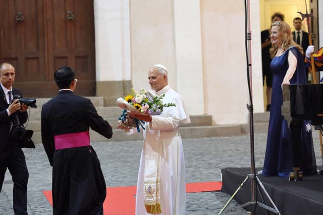 ITALY - POPE LEO XIV ATTENDS A CONCERT IN THE APOSTOLIC PALACE AT THE SUMMER PAPAL RESIDENCE IN CASTEL GANDOLFO - 2026 7 18 Italy, Castel Gandolfo, Vatican, 2026 7 18.Pope Leo XIV attend a concert in the Apostolic Palace at the summer papal residence in Castel Gandolfo EDITORIAL USE ONLY - NO BOOKS Copyright: xGgalazkax