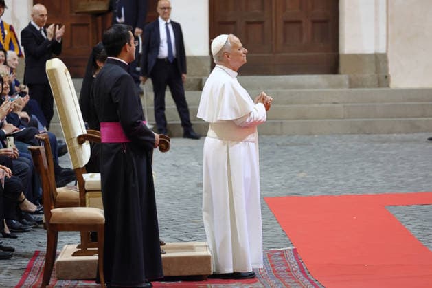 ITALY - POPE LEO XIV ATTENDS A CONCERT IN THE APOSTOLIC PALACE AT THE SUMMER PAPAL RESIDENCE IN CASTEL GANDOLFO - 2026 7 18 Italy, Castel Gandolfo, Vatican, 2026 7 18.Pope Leo XIV attend a concert in the Apostolic Palace at the summer papal residence in Castel Gandolfo EDITORIAL USE ONLY - NO BOOKS Copyright: xGgalazkax