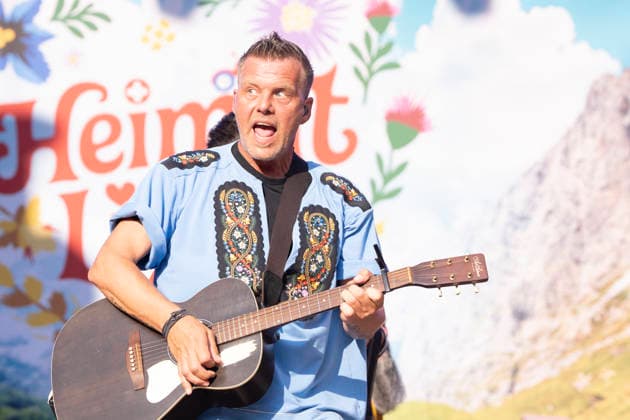 18.07.2026, Locarno, Piazza Grande, Moon and Stars, Heimatliebi Locarno Piazza Grande Ticino Switzerland *** July 18, 2026, Locarno, Piazza Grande, Moon and Stars, Heimatliebi Locarno Piazza Grande Ticino Switzerland Copyright: xJustPictures.ch AlexanderxRaemyx jp-de-AlRa-DSC09144