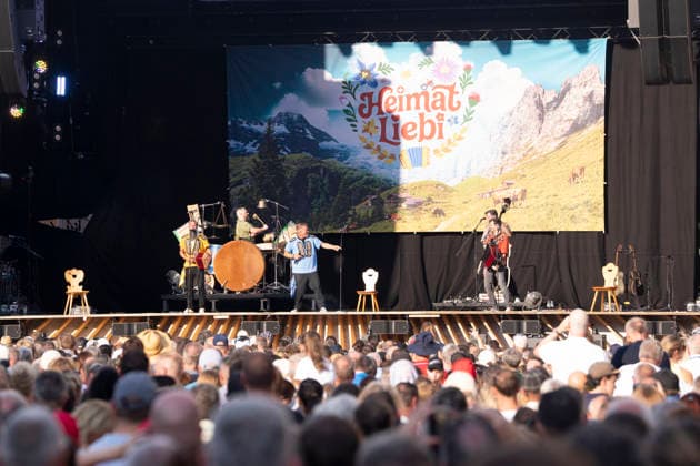 18.07.2026, Locarno, Piazza Grande, Moon and Stars, Heimatliebi Locarno Piazza Grande Ticino Switzerland *** July 18, 2026, Locarno, Piazza Grande, Moon and Stars, Heimatliebi Locarno Piazza Grande Ticino Switzerland Copyright: xJustPictures.ch AlexanderxRaemyx jp-de-AlRa-DSC09225