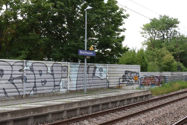 19.07.2026, xsvx, News, Bahnhof Ettlingen-Bruchhausen wo der Angriff auf einen Bahn-Mitarbeiter geschehen ist. Ettlingen-Bruchhausen *** July 19, 2026, xsvx, News, Ettlingen-Bruchhausen Train Station, where the attack on a railway employee took place Ettlingen-Bruchhausen