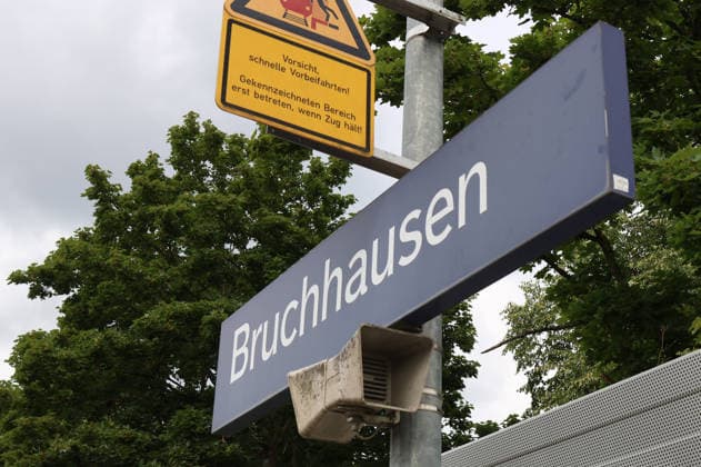 19.07.2026, xsvx, News, Bahnhof Ettlingen-Bruchhausen wo der Angriff auf einen Bahn-Mitarbeiter geschehen ist. Ettlingen-Bruchhausen *** July 19, 2026, xsvx, News, Ettlingen-Bruchhausen Train Station, where the attack on a railway employee took place Ettlingen-Bruchhausen