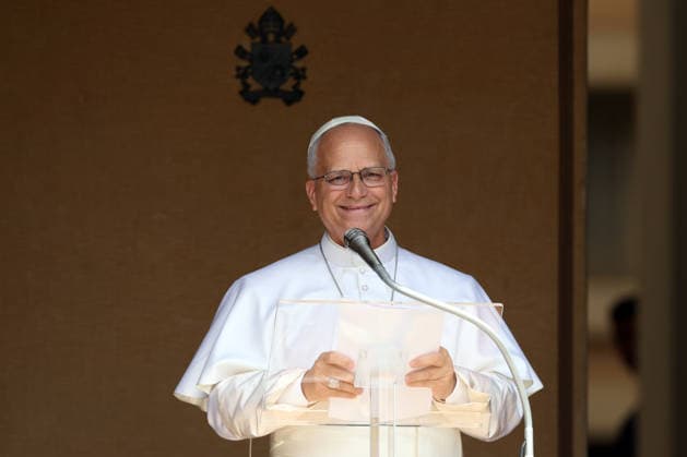IPA86804969 - CASTEL GANDOLFO (RM) - Italy, July 19, 2026: Pope Leo XIV leads the Angelus prayer from the papal residence overlooking Piazza della LibertÃ in Castel Gandolfo, addressing the faithful and pilgrims who have come from various locations to participate in the traditional Sunday event. At the conclusion of the prayer, the Pontiff greets those present and imparts the apostolic blessing.  Copyright: xmarcoxiacobuccix xmarcoxiacobuccix 86804969