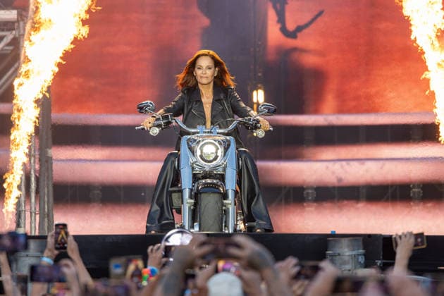 Aspach Schlagersaengerin Andrea Berg beim 21. Heimspiel Open-Air am 18.07.2026 in Aspach Schlagersaengerin Andrea Berg beim 21. Heimspiel Open-Air am 18.07.2026 in Aspach *** Aspach Schlager singer Andrea Berg at the 21st Heimspiel Open Air on July 18, 2026, in Aspach Schlager singer Andrea Berg at the 21st Heimspiel Open Air on July 18, 2026, in Aspach Copyright: xEibner-Pressefoto GerhardxWingenx EP_GWR