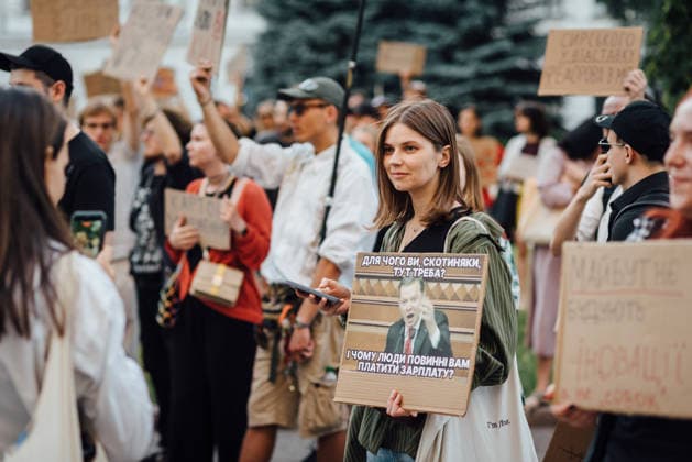 July 18, 2026, Dnipro, Dnipropetrovsk Oblast, Ukraine: Demonstrators holding banners rallied to protest the resignation of Ukrainian Defence Minister Mykhailo Fedorov. After President Zelenskyy announced a government reshuffle on July 12, Defence Minister Mykhailo Fedorov resigned on July 15. His departure triggered nationwide protests, with crowds urging the President to keep Fedorov in office. Dnipro Ukraine  - ZUMAp259 20260718_zip_p259_021 Copyright: xDenxPolyakovx