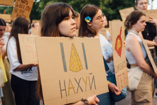 July 18, 2026, Dnipro, Dnipropetrovsk Oblast, Ukraine: Demonstrators holding banners rallied to protest the resignation of Ukrainian Defence Minister Mykhailo Fedorov. After President Zelenskyy announced a government reshuffle on July 12, Defence Minister Mykhailo Fedorov resigned on July 15. His departure triggered nationwide protests, with crowds urging the President to keep Fedorov in office. Dnipro Ukraine - ZUMAp259 20260718_zip_p259_015 Copyright: xDenxPolyakovx
