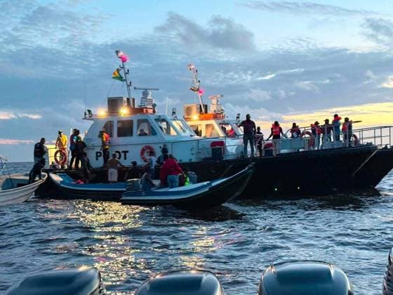Ferry carrying 116 capsizes off Guyana coast GEORGETOWN, GUYANA - JULY 19: (----EDITORIAL USE ONLY – MANDATORY CREDIT - GUYANA PRIME MINISTER S OFFICE HANDOUT - NO MARKETING NO ADVERTISING CAMPAIGNS - DISTRIBUTED AS A SERVICE TO CLIENTS----) A ferry carrying 116 passengers capsized off the coast of Guyana, with authorities saying 53 people had been rescued so far, in Georgetown, Guyana, on July 19, 2026. The vessel, MV Barima, overturned near Iron Punt while traveling from Georgetown to Port Kaituma on Saturday, according to the BBC. Emergency services launched a large-scale search-and-rescue operation after receiving a distress call at around 11.00 pm local time (0300GMT Sunday). The operation involves government and privately operated  Copyright: x2026xAnadoluxGuyanaxPrimexMinister sxOfficex xHandoutx