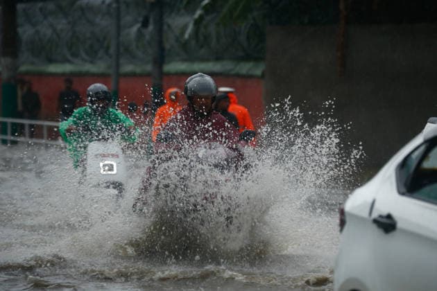 Monsoon Rains Inundate Roads In Central Kathmandu Commuters wade through a waterlogged road after heavy monsoon rainfall inundated the Maitighar Mandala area in Kathmandu, Nepal, on July 19, 2026. Continuous rain caused localized flooding and disrupted traffic and daily life in several parts of the capital, with pedestrians and motorists navigating through floodwaters as the monsoon season continues. Kathmandu Nepal  Copyright: xSanjitxPariyarx originalFilename: pariyar-notitle260719_npPF6.jpg