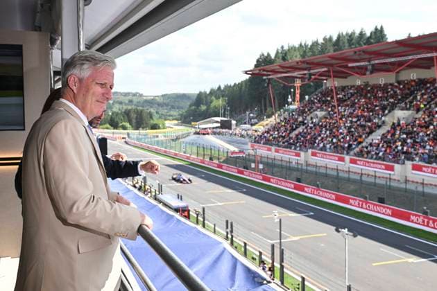 The King Visits The Formula 1 Belgian Grand Prix SPA-FRANCORCHAMPS, BELGIUM - JULY 19 : King Philippe attends the Formula 1 Belgian Grand Prix at the Spa-Francorchamps circuit. The King visits the paddock and the team facilities of Mercedes-AMG and Ferrari. He speaks with various drivers and members of the technical teams..After the race, the King presents the trophy to the winner.on July 19, 2026 in Spa-Francorchamps, Belgium, 19 07 2026 Spa-Francorchamps Belgium  Copyright: xBertxVanxDenxBrouckex
