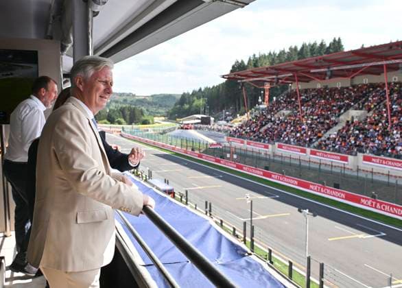 The King Visits The Formula 1 Belgian Grand Prix SPA-FRANCORCHAMPS, BELGIUM - JULY 19 : King Philippe attends the Formula 1 Belgian Grand Prix at the Spa-Francorchamps circuit. The King visits the paddock and the team facilities of Mercedes-AMG and Ferrari. He speaks with various drivers and members of the technical teams..After the race, the King presents the trophy to the winner.on July 19, 2026 in Spa-Francorchamps, Belgium, 19 07 2026 Spa-Francorchamps Belgium  Copyright: xBertxVanxDenxBrouckex
