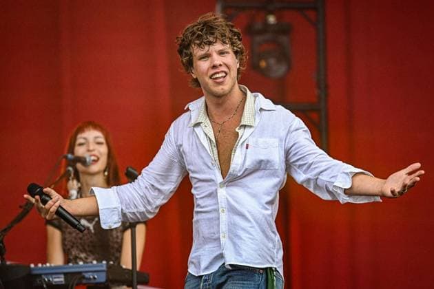 Entertainment Themen der Woche KW29 Lollapalooza Festival Berlin - Tag 2 ** NUR FÜR REDAKTIONELLE ZWECKE ** EDITORIAL USE ONLY **<p>Lollapalooza Festival Berlin - Tag 2, Sänger ZARTMANN, Am zweiten Tag treten unter anderem Künstler wie Lewis Capaldi, Lorde und Zartmann auf. Das populäre US-Festival, bestehend seit 1991, feierte 2015 auf dem Tempelhofer Feld in Berlin Europa-Premiere. Seit 2018 findet es auf dem Berliner Olympiagelände statt, fotografiert am 19.07.2026 in Berlin. Berlin Berlin Berlin Copyright: MaurizioxGambarini *** Lollapalooza Festival Berlin Day 2 ** FOR EDITORIAL USE ONLY ** EDITORIAL USE ONLY ** p Lollapalooza Festival Berlin Day 2, singer ZARTMANN. On the second day, artists such as Lewis Capaldi, Lorde, and Zartmann will perform, among others. The Copyright: MaurizioxGambarini doc86sb252fwzlyaytpaj2 ,EDITORIAL USE ONLY