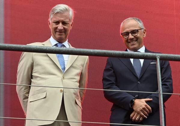 The King Visits The Formula 1 Belgian Grand Prix SPA-FRANCORCHAMPS, BELGIUM - JULY 19 : The King meets with Mr. Stefano Domenicali, Chairman and CEO of Formula One Management (FOM). King Philippe attends the Formula 1 Belgian Grand Prix at the Spa-Francorchamps circuit. The King visits the paddock and the team facilities of Mercedes-AMG and Ferrari. He speaks with various drivers and members of the technical teams..After the race, the King presents the trophy to the winner.on July 19, 2026 in Spa-Francorchamps, Belgium, 19 07 2026 Spa-Francorchamps Belgium  Copyright: xBertxVanxDenxBrouckex