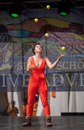 July 19, 2026, Bristol, Bristol, UK: Bristol, UK. Circus performers from Tit For Tat - Amuse Bouche, perform at Bristol Harbour Festival in warm weather at the end of the latest summer heatwave in the UK. The event includes maritime displays and boats and ships with music, circus and other performances. Bristol UK  - ZUMAl94_ 20260719_zaf_l94_009 Copyright: xSimonxChapmanx