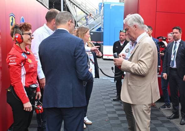 The King Visits The Formula 1 Belgian Grand Prix SPA-FRANCORCHAMPS, BELGIUM - JULY 19 : The King meets with Mr. Stefano Domenicali, Chairman and CEO of Formula One Management (FOM) King Philippe attends the Formula 1 Belgian Grand Prix at the Spa-Francorchamps circuit. The King visits the paddock and the team facilities of Mercedes-AMG and Ferrari. He speaks with various drivers and members of the technical teams..After the race, the King presents the trophy to the winner.on July 19, 2026 in Spa-Francorchamps, Belgium, 19 07 2026 Spa-Francorchamps Belgium  Copyright: xBertxVanxDenxBrouckex