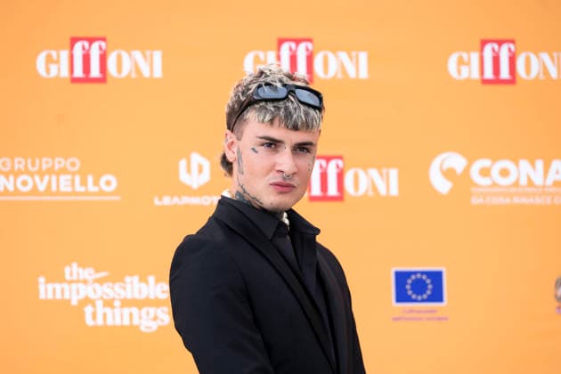 July 19, 2026, Giffoni Valle Piana, Salerno, Italy: Italian singer Manuel Franco Rocati aka Rosa Chemical attends the photocall at 56th Giffoni Film Festival 2026 in Giffoni Valle Piana, Salerno, Italy on July 19, 2026. Giffoni Valle Piana Italy  - ZUMAl175 20260719_zip_l175_122 Copyright: xFrancescoxLucianox