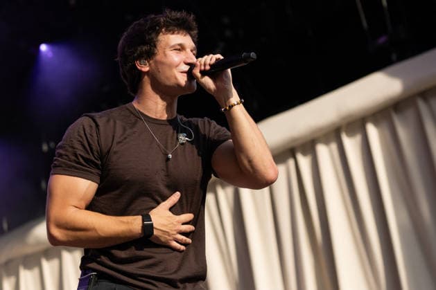 19.07.2026, Locarno, Piazza Grande, Moon and Stars 2026 Locarno: Wincent Weiss, Wincent Weiss (lead vocals) Locarno Piazza Grande Ticino Switzerland *** July 19, 2026, Locarno, Piazza Grande, Moon and Stars 2026 Locarno Wincent Weiss, Wincent Weiss (lead vocals) Locarno Piazza Grande Ticino Switzerland Copyright: xJustPictures.ch FrancescoxMinghettix 1080251291st