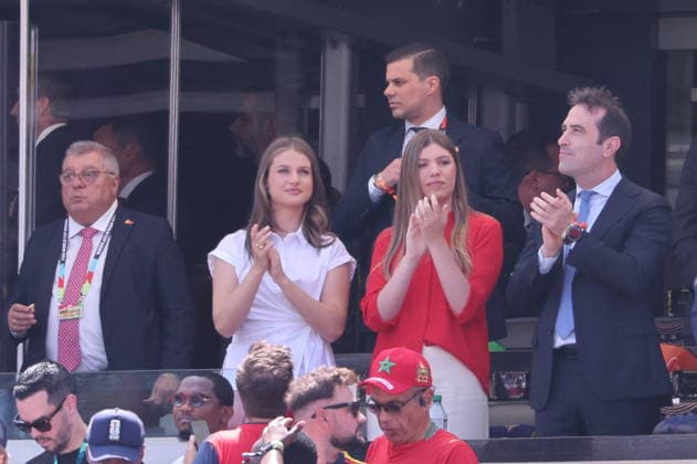 2026 World Cup Final - Spanish Royals In The Stands - USA Princess Leonor and Princess Infanta Sofia of Spain in the stands during the Closing ceremony ahead of the FIFA World Cup 2026 final football match between Spain and Argentina on July 19, 2026 in East Rutherford, NJ, USA. Photo by Charles Guerin ABACAPRESS.COM East Rutherford NJ United States  Copyright: xGuerinxCharles ABACAx