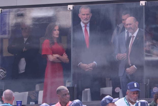 2026 World Cup Final - Spanish Royals In The Stands - USA King Felipe VI and Queen Letizia of Spain in the stands during the Closing ceremony ahead of the FIFA World Cup 2026 final football match between Spain and Argentina on July 19, 2026 in East Rutherford, NJ, USA. Photo by Charles Guerin ABACAPRESS.COM East Rutherford NJ United States  Copyright: xGuerinxCharles ABACAx
