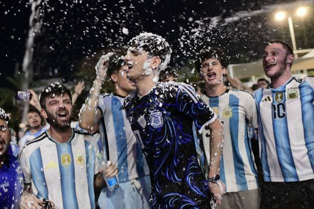 July 19, 2026, Tel-Aviv, Israel: TEL AVIV, ISRAEL Ã¢â‚¬ JULY 19, 2026: Thousands of football fans gather at Menora Mivtachim hall in Tel-Aviv to watch the final match of the World Cup between Argentina and Spain. JNA Press. Tel-Aviv Israel - ZUMAq101 20260719_zna_q101_237 Copyright: xTomerxNeubergx