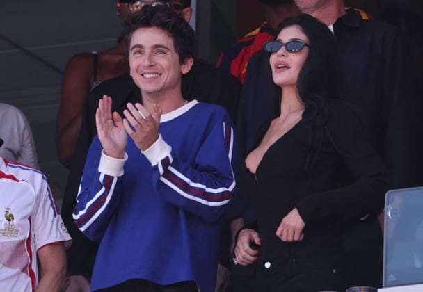 Entertainment Themen der Woche KW29 2026 World Cup Final - Timothee Chalamet and Kylie Jenner In The Stands - USA Timothee Chalamet and girlfriend Kylie Jenner in the stands during the FIFA World Cup 2026 final football match between Spain and Argentina on July 19, 2026 at the New York Stadium in East Rutherford, NJ, USA. Photo by Charles Guerin ABACAPRESS.COM East Rutherford NJ United States  Copyright: xGuerinxCharles ABACAx